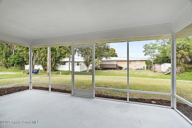 914 Devon Avenue, Sebastian, FL 32958