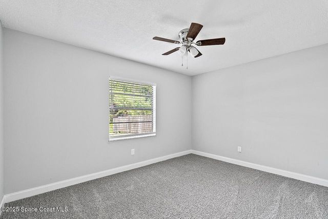 914 Devon Avenue, Sebastian, FL 32958