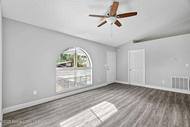 914 Devon Avenue, Sebastian, FL 32958