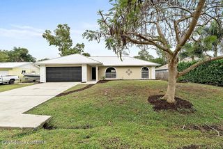 914 Devon Avenue, Sebastian, FL 32958