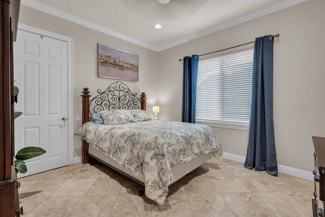 6217 KINGBIRD MANOR DRIVE, Lithia, FL 33547