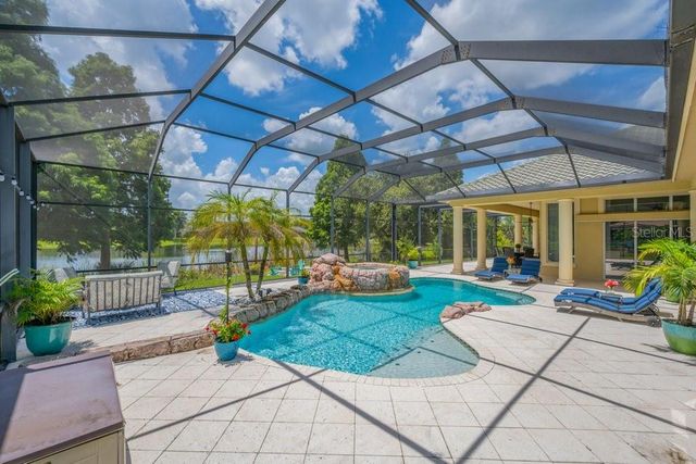 6217 KINGBIRD MANOR DRIVE, Lithia, FL 33547
