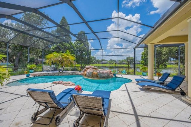 6217 KINGBIRD MANOR DRIVE, Lithia, FL 33547