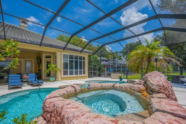 6217 KINGBIRD MANOR DRIVE, Lithia, FL 33547