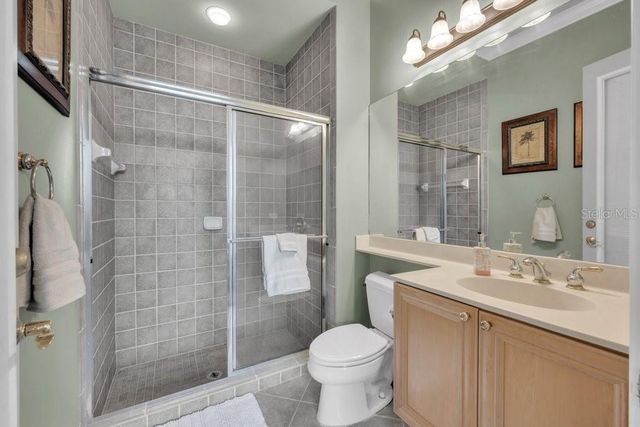6217 KINGBIRD MANOR DRIVE, Lithia, FL 33547