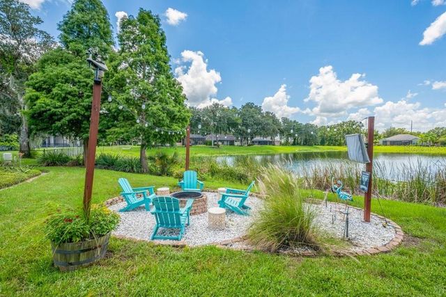 6217 KINGBIRD MANOR DRIVE, Lithia, FL 33547
