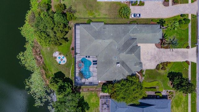 6217 KINGBIRD MANOR DRIVE, Lithia, FL 33547