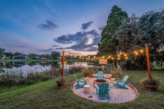 6217 KINGBIRD MANOR DRIVE, Lithia, FL 33547