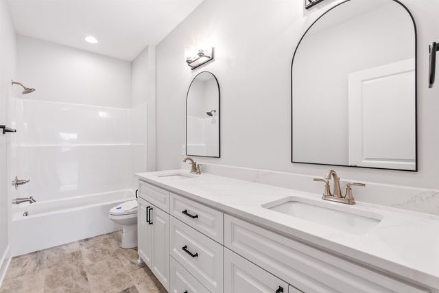 9 West Lake Lane, Little Rock, AR 72210