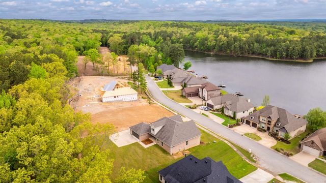 9 West Lake Lane, Little Rock, AR 72210