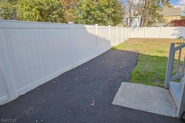 325 Manson Pl, Plainfield City, NJ 07063