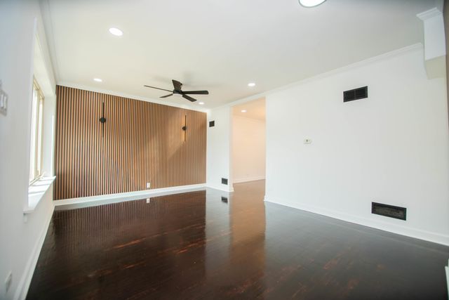 8013 S Harper Avenue, Chicago, IL 60619