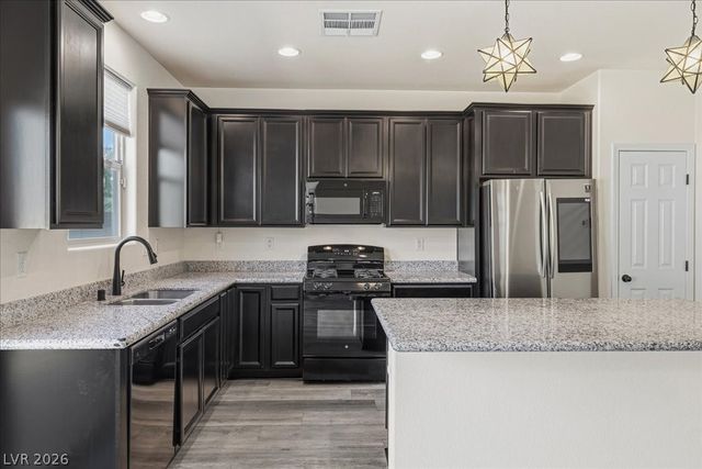 290 Cape Seville Place, Henderson, NV 89015