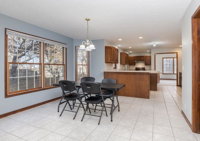 26 Brunton Court, Bloomington, IL 61704