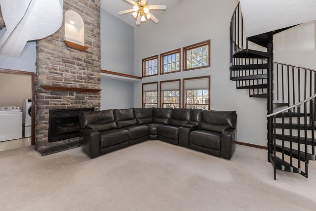 26 Brunton Court, Bloomington, IL 61704