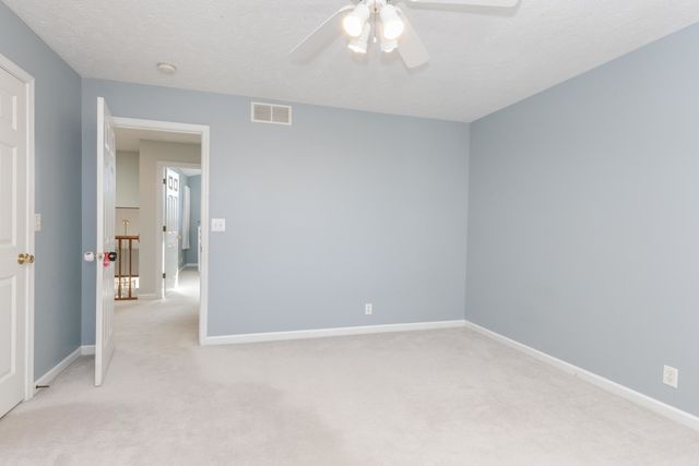 26 Brunton Court, Bloomington, IL 61704