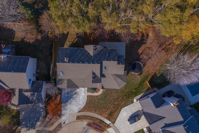 26 Brunton Court, Bloomington, IL 61704