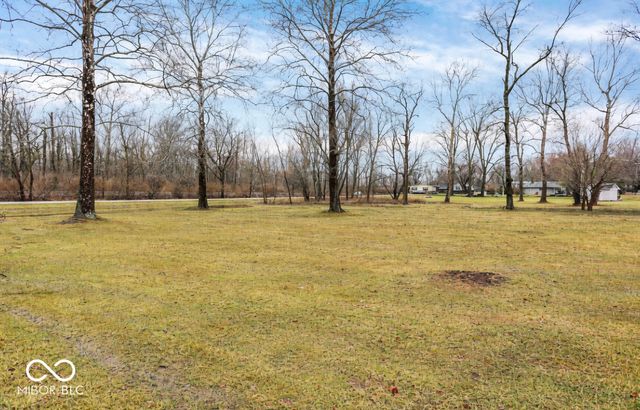 8537 Railroad Road, Indianapolis, IN 46217