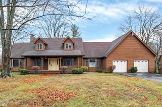 8537 Railroad Road, Indianapolis, IN 46217