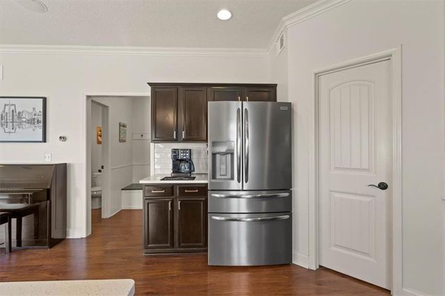 23513 W 89th Terrace, Lenexa, KS 66227