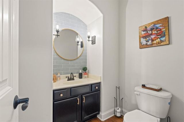 23513 W 89th Terrace, Lenexa, KS 66227