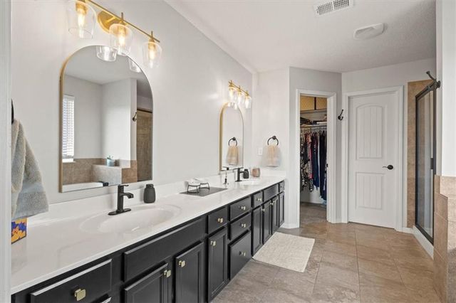 23513 W 89th Terrace, Lenexa, KS 66227