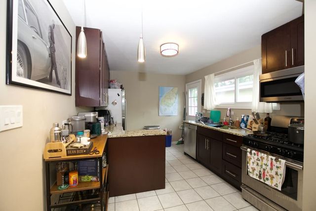 55 E Jeffrey Avenue House, Wheeling, IL 60090