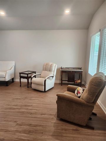 10605 Red Thistle Drive, Oklahoma City, OK 73131