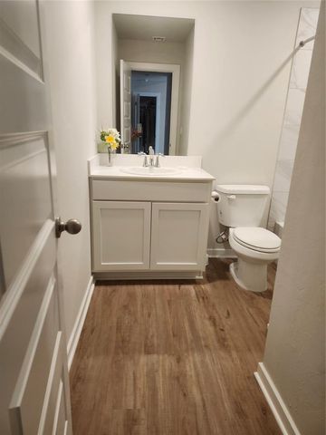 10605 Red Thistle Drive, Oklahoma City, OK 73131