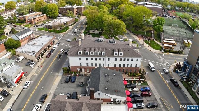 180 Edgewater Road 1A, Cliffside Park, NJ 07010