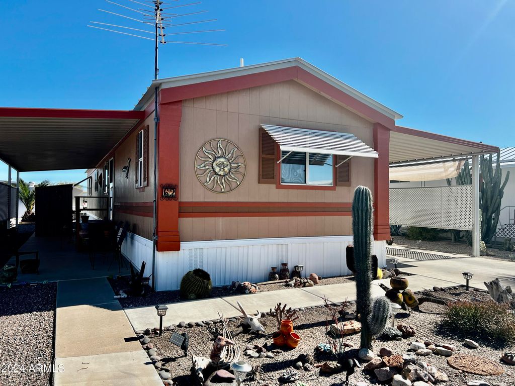 747 E Germann Road 62, San Tan Valley, AZ 85140 — exterior