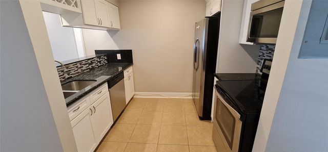 3300 Yorktown Street 19, Houston, TX 77056