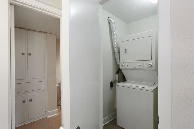 3300 Yorktown Street 19, Houston, TX 77056