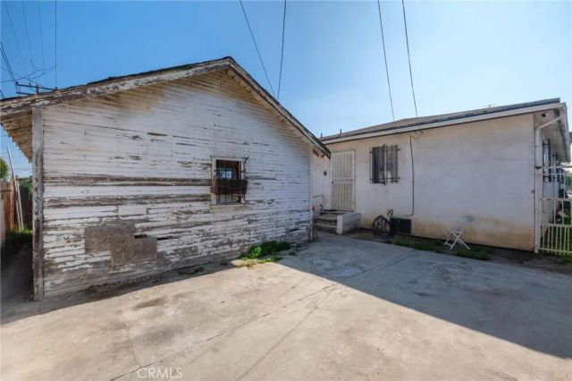 1139 E 82nd, Los Angeles, CA 90001