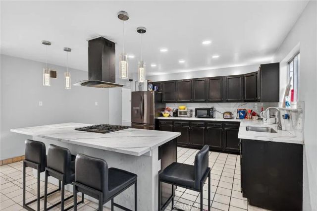 1139 E 82nd, Los Angeles, CA 90001