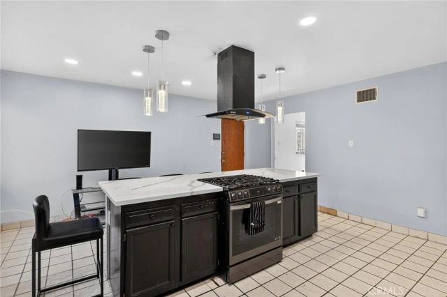 1139 E 82nd, Los Angeles, CA 90001