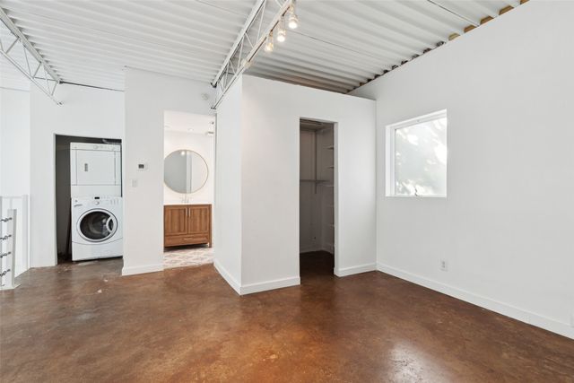 4239 Holland Avenue A, Dallas, TX 75219