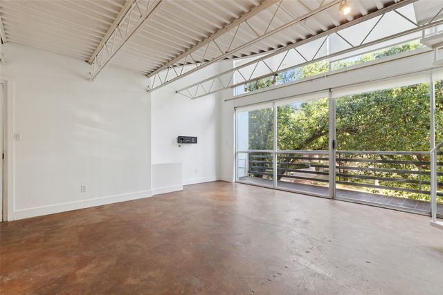 4239 Holland Avenue A, Dallas, TX 75219