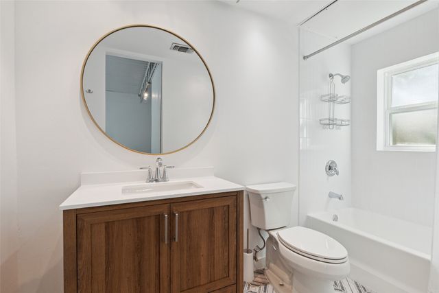 4239 Holland Avenue A, Dallas, TX 75219