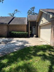 1603 Chestnut Ridge Road, Houston, TX 77339