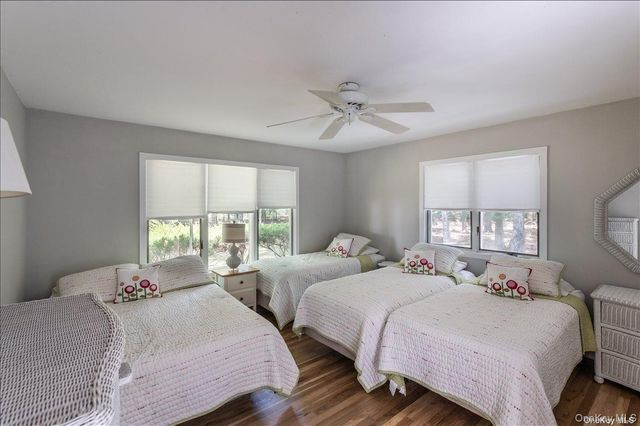 13 Van Scoys Path W, East Hampton, NY 11937