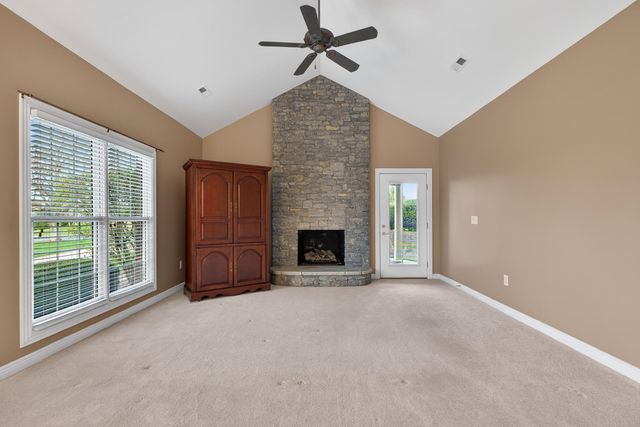 1479 Pine Needles Lane, Lexington, KY 40513