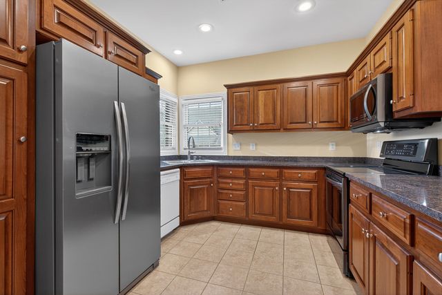 1479 Pine Needles Lane, Lexington, KY 40513