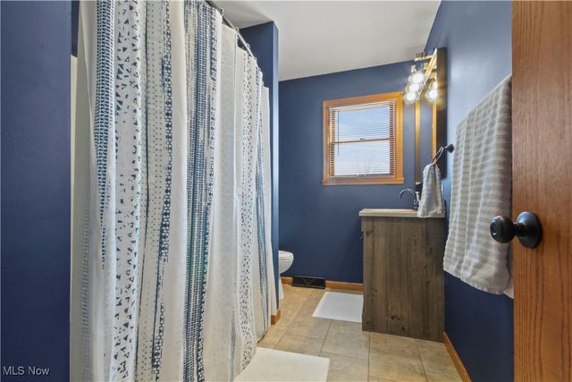 28196 Hartley Road, Beloit, OH 44609