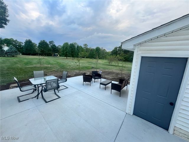 28196 Hartley Road, Beloit, OH 44609