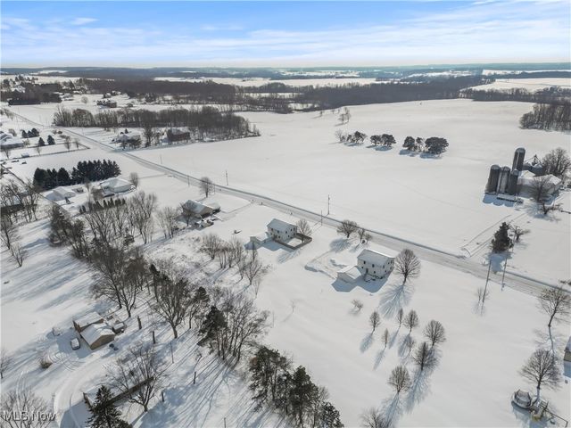 28196 Hartley Road, Beloit, OH 44609