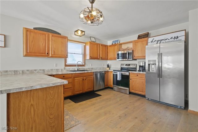 28196 Hartley Road, Beloit, OH 44609