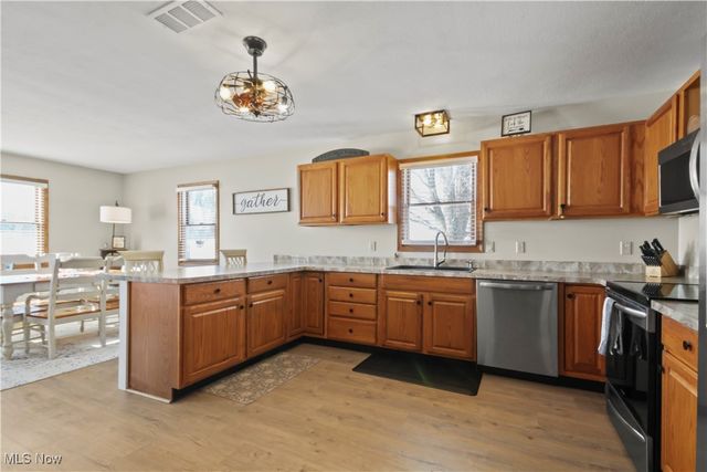 28196 Hartley Road, Beloit, OH 44609