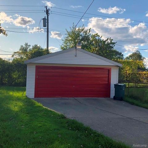 24051 Geneva Street, Oak Park, MI 48237