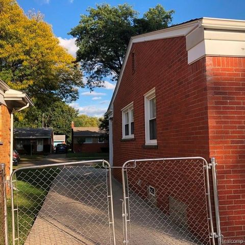 24051 Geneva Street, Oak Park, MI 48237